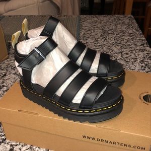 Dr. Marten Black Vegan Blaire Platform